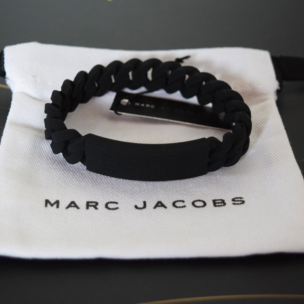 Marc Jacobs Rubber Silicone Bracelet in Black